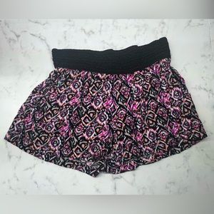 Printed Light Shorts | Brand: eye candy | Size: M